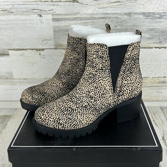 MIA Shoes - MiA Laren womens 8.5 faux leather leopard print ankle boots block heel slip on